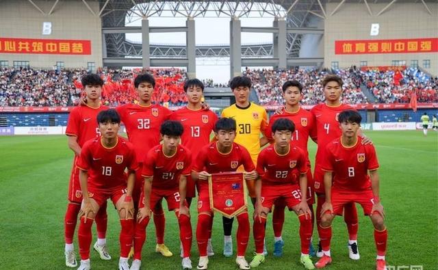 爱游戏app活动-足球比赛中中国代表队崭露头角